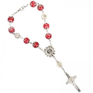 Náramok-ruženec s krížikom červený ý so vzorom
