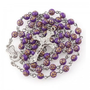 Ruženec s menom fialový s gravírom ruže