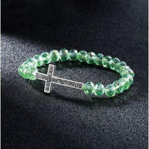 Náramok-ruženec s krížikom zelený