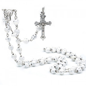 Ruženec biely