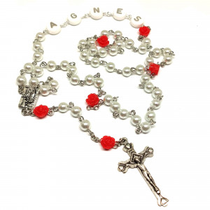 Ruženec biely perlový s červenými ružami