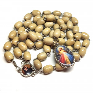 Ruženec s menom drevený hnedý s medailou Božieho milosrdenstva